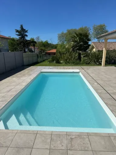 A Saubion...Une piscine réalisée par Indigo Piscines , Capbreton, Indigo Piscines