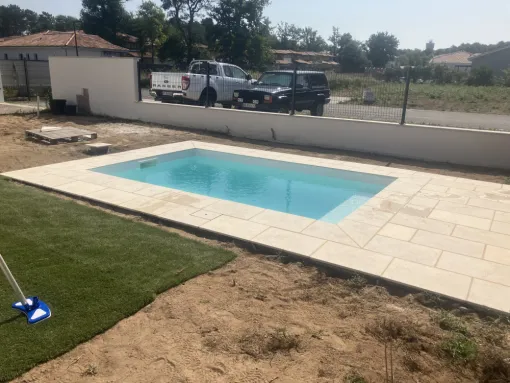 Piscine à Soustons : découvrez la mini coque Wallis, Capbreton, Indigo Piscines