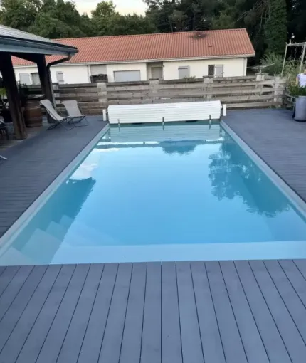 Piscine coque Bahamas à Saubion, Capbreton, Indigo Piscines
