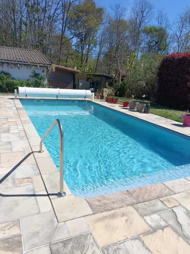 Rénovation réussie pour cette piscine de 9 x 4 m à Vielle-Saint-Girons, Capbreton, Indigo Piscines