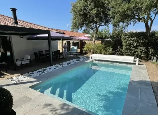 Bayonne : un extérieur sublimé par la piscine PARADISE, Capbreton, Indigo Piscines