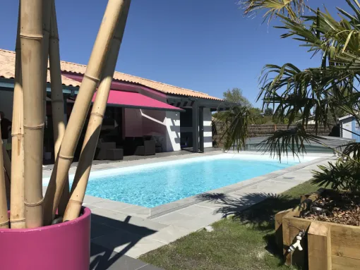 Installation de piscine coque à Messanges , Capbreton, Indigo Piscines