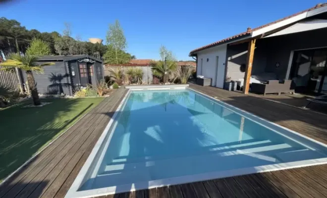 Découvrez la Piscine Mediester modèle BERMUDES à Léon, Capbreton, Indigo Piscines