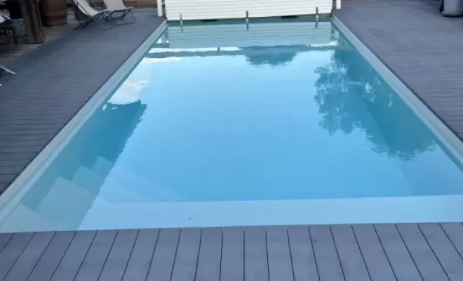 Piscine coque Bahamas à Saubion, Capbreton, Indigo Piscines