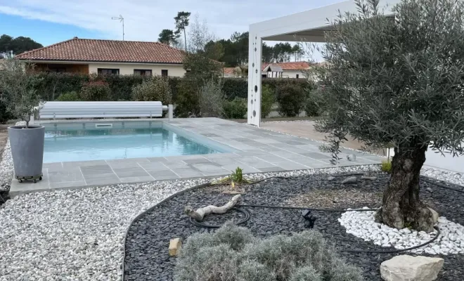 Focus sur cette superbe piscine installée à Léon, Capbreton, Indigo Piscines