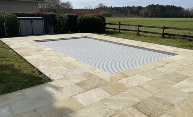 Un écrin de bien-être à Azur : Piscine Mediester modèle AMBRE, Capbreton, Indigo Piscines