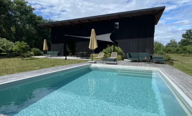Réalisation piscine coque modèle MAYOTTE à Saubion, Capbreton, Indigo Piscines