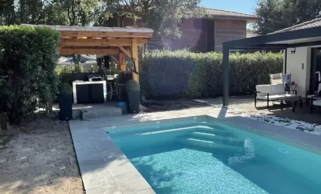 Bayonne : un extérieur sublimé par la piscine PARADISE, Capbreton, Indigo Piscines