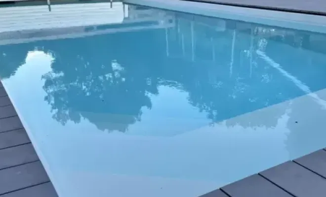 Piscine coque Bahamas à Saubion, Capbreton, Indigo Piscines