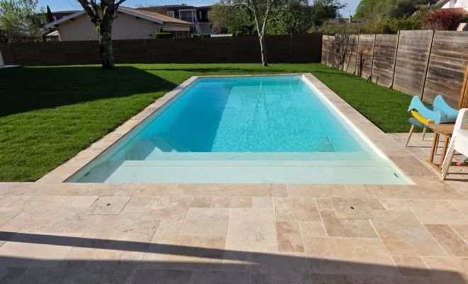 Zoom sur la piscine Palaos à Saubion, Capbreton, Indigo Piscines